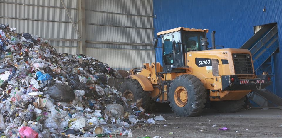 Более 100 000 кубометров мусора были вывезены в майские праздники