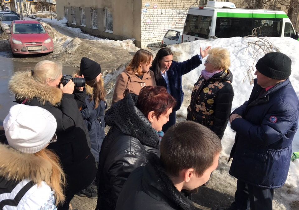 Общественники и представители Регионального оператора обсудили вопросы благоустройства контейнерных площадок Общественники и представители Регионального оператора обсудили вопросы благоустройства контейнерных площадок